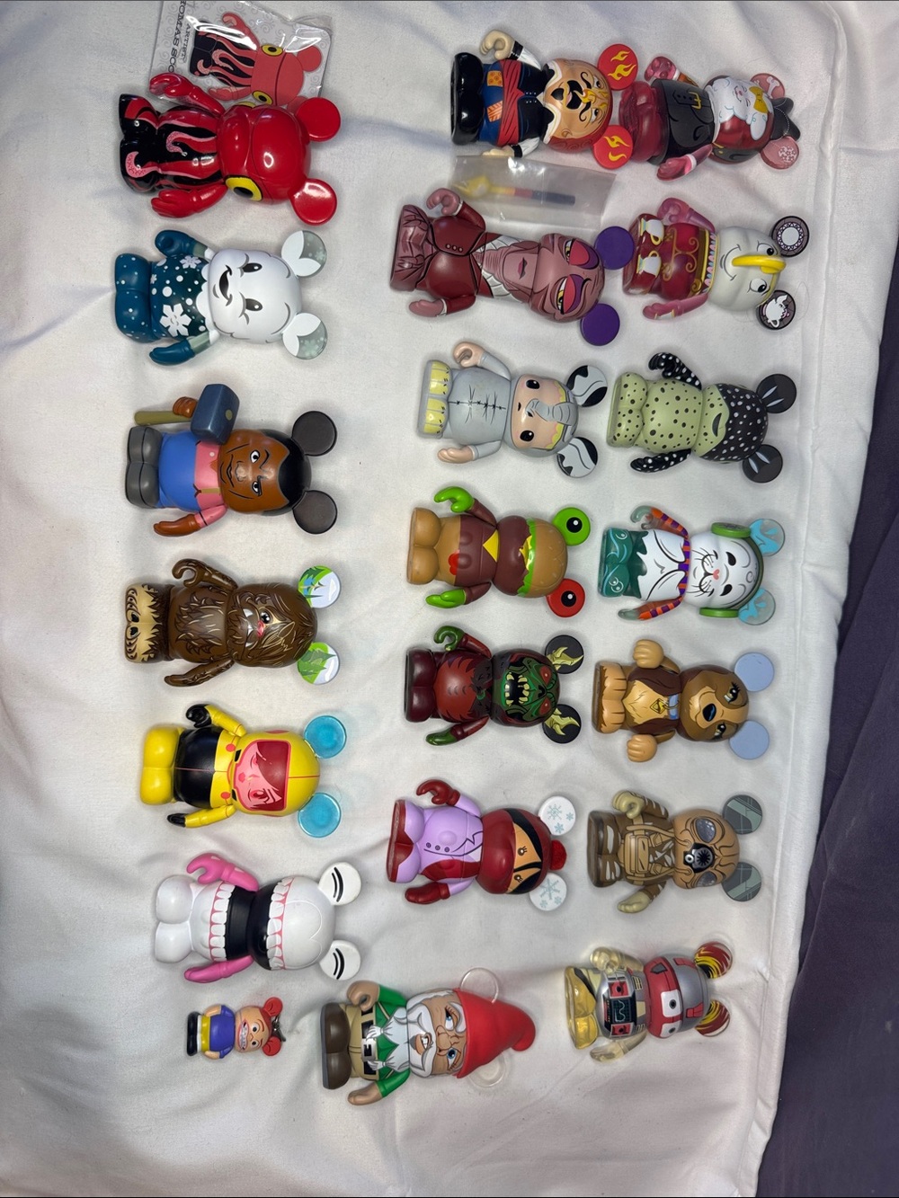Disney Vinylmation Lot of 20 plus one mini